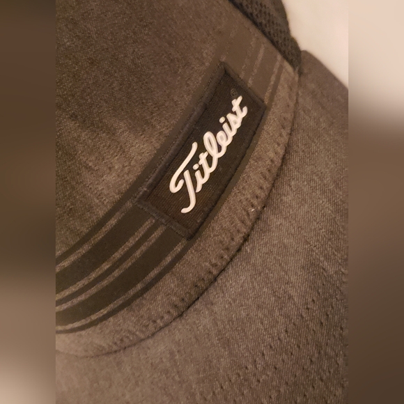 Titleist Black Mesh Cap - Picture 2 of 7